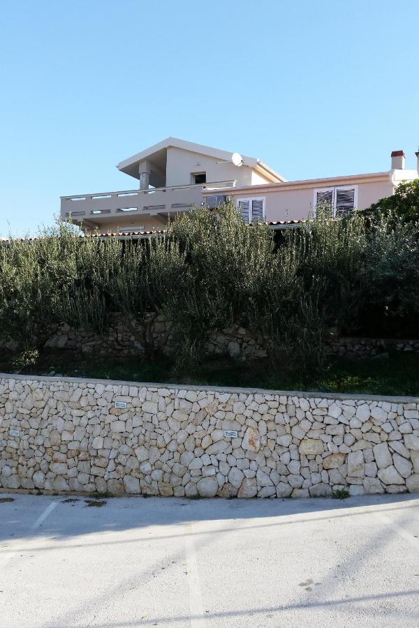 Apartments With A Parking Space Kolan, Pag - 16482 Exterior foto